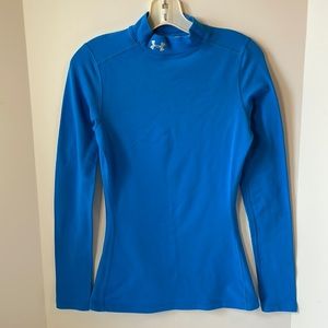 Under Armour  Women's  Small  Cowl  neck  Shirt  Semi-fit Cold gear